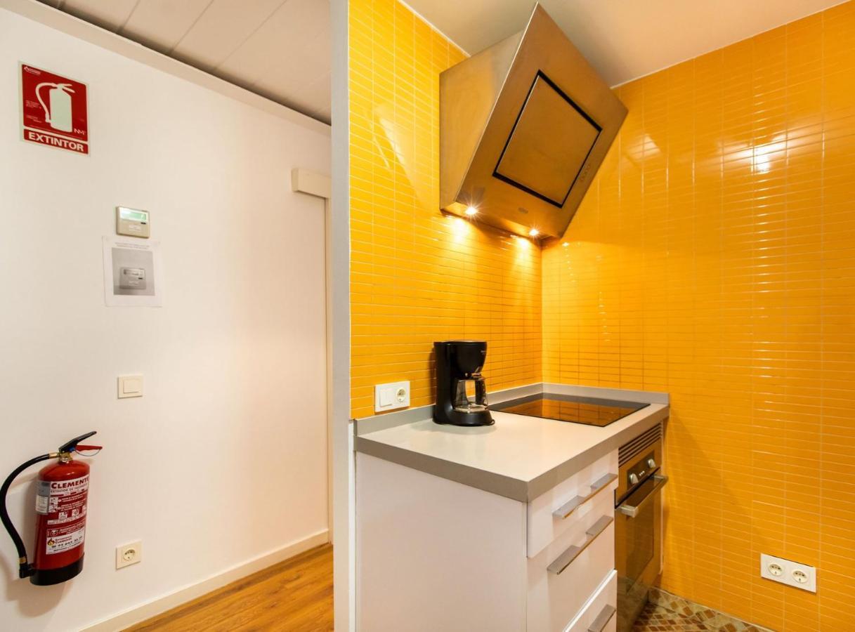Tapioles - Lovely Apartment Tapioles Barcelona Buitenkant foto
